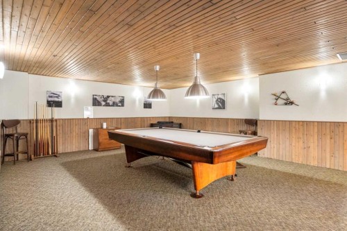 207-2425 90 Avenue Sw, Calgary, AB - Indoor Photo Showing Other Room