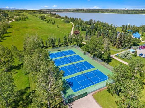 207-2425 90 Avenue Sw, Calgary, AB - Outdoor With View