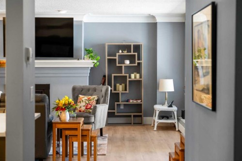 207-2425 90 Avenue Sw, Calgary, AB - Indoor