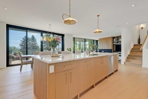 159 Rosery Drive Nw, Calgary, AB - Indoor Photo Showing Kitchen