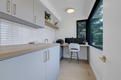 159 Rosery Drive Nw, Calgary, AB - Indoor