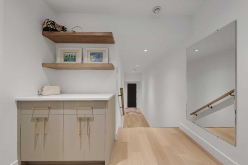 159 Rosery Drive Nw, Calgary, AB - Indoor