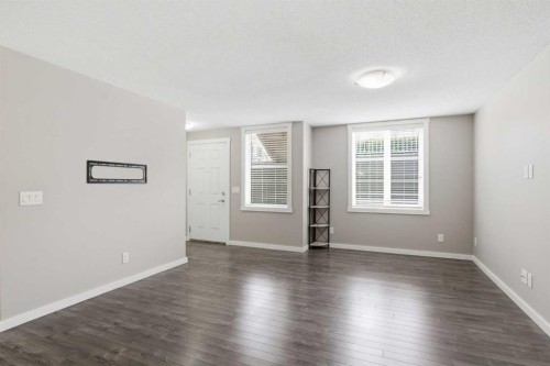 550 Mckenzie Towne Close Se, Calgary, AB - Indoor Photo Showing Other Room