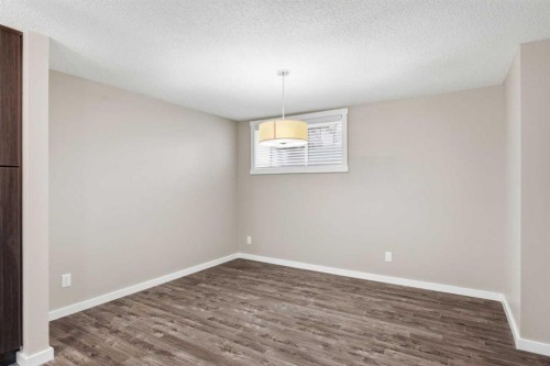 550 Mckenzie Towne Close Se, Calgary, AB - Indoor Photo Showing Other Room
