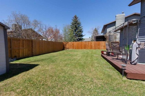 303 Woodside Place, Okotoks, AB - Outdoor