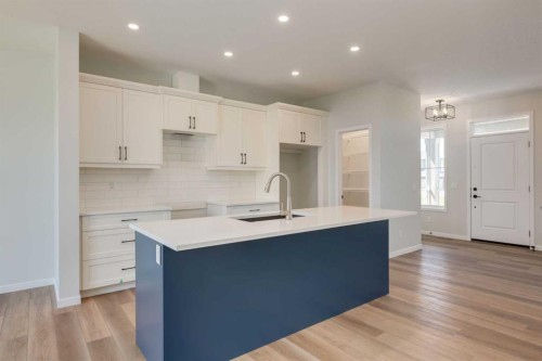 32 Ellen Lane, Crossfield, AB - Indoor Photo Showing Kitchen