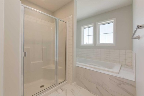 32 Ellen Lane, Crossfield, AB - Indoor Photo Showing Bathroom