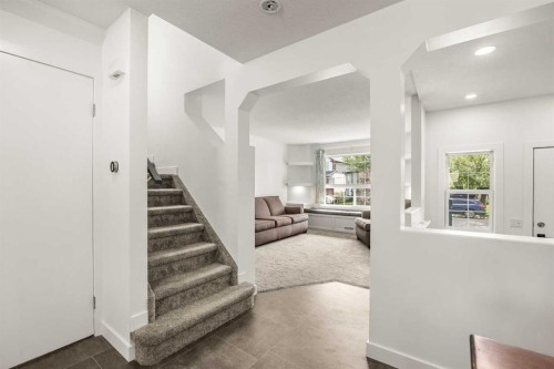 223 Coventry Road Ne, Calgary, AB - Indoor Photo Showing Other Room