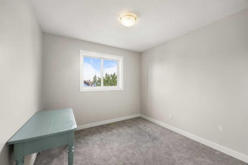 223 Coventry Road Ne, Calgary, AB - Indoor Photo Showing Other Room