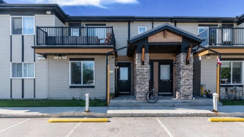 14103-2781 Chinook Winds Drive SW Airdrie, AB T4B 3S5