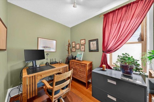 2410 16 Street Sw, Calgary, AB - Indoor Photo Showing Office