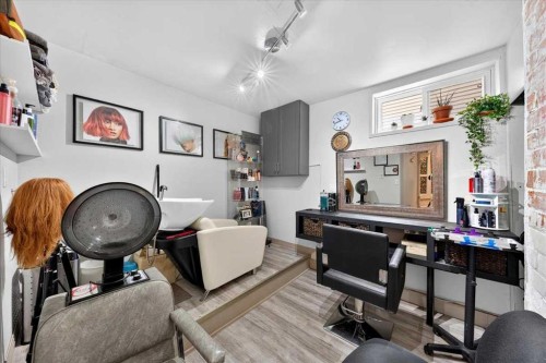 2410 16 Street Sw, Calgary, AB - Indoor