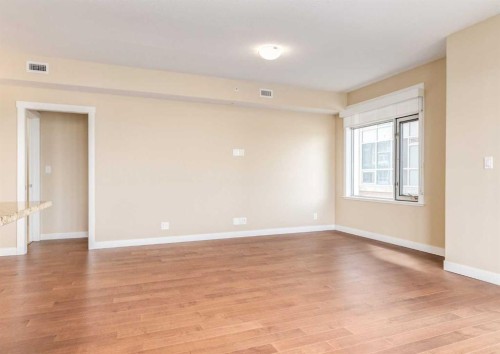 408-32 Varsity Estates Circle Nw, Calgary, AB - Indoor Photo Showing Other Room