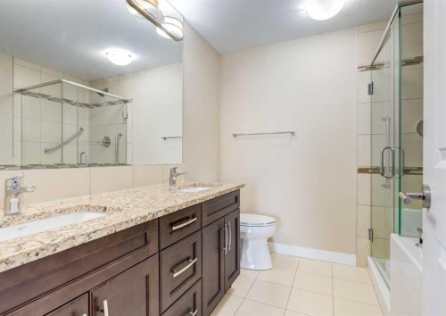 408-32 Varsity Estates Circle Nw, Calgary, AB - Indoor Photo Showing Bathroom