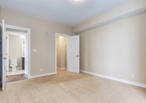 408-32 Varsity Estates Circle Nw, Calgary, AB - Indoor Photo Showing Other Room