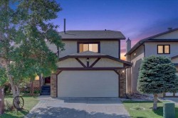 172 Whitehaven Road NE Calgary, AB T1Y 6C7