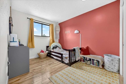 172 Whitehaven Road Ne, Calgary, AB 