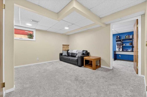172 Whitehaven Road Ne, Calgary, AB 