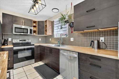 172 Whitehaven Road Ne, Calgary, AB 