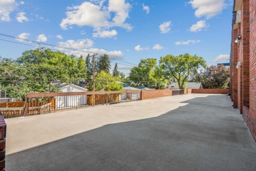 403-222 5 Avenue Ne, Calgary, AB - Outdoor