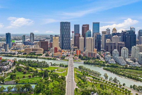403-222 5 Avenue Ne, Calgary, AB - Outdoor With View