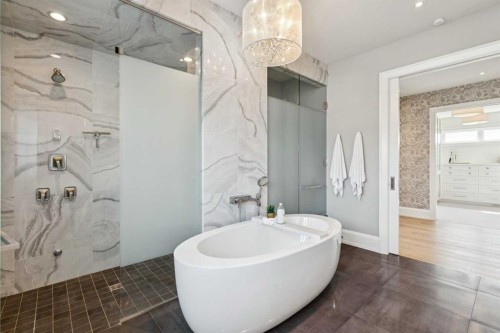 67 Aspen Ridge Square Sw, Calgary, AB - Indoor Photo Showing Bathroom