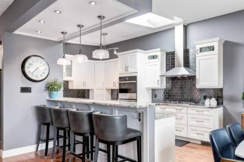 2031 30 Avenue Sw, Calgary, AB 
