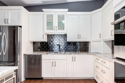 2031 30 Avenue Sw, Calgary, AB 