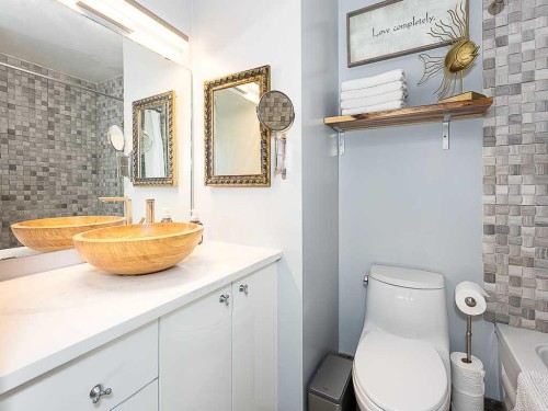 5-93 Grier Place Ne, Calgary, AB - Indoor Photo Showing Bathroom