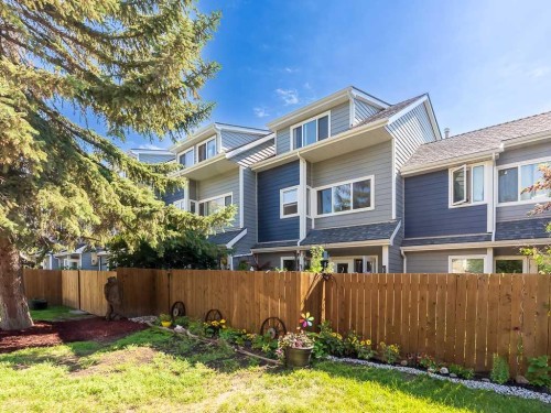 5-93 Grier Place Ne, Calgary, AB - Outdoor