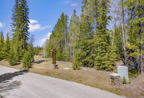 146 Cairns Landing, Canmore, AB 