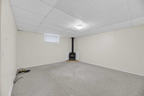 1514 Mary Place, Didsbury, AB - Indoor