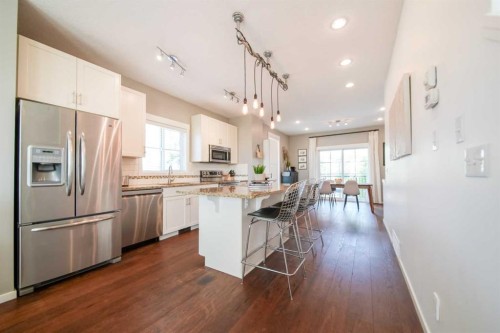211 Copperpond Common Se, Calgary, AB - Indoor Photo Showing Kitchen With Upgraded Kitchen