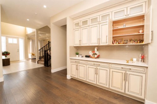 772 East Lakeview Road, Chestermere, AB - Indoor Photo Showing Other Room