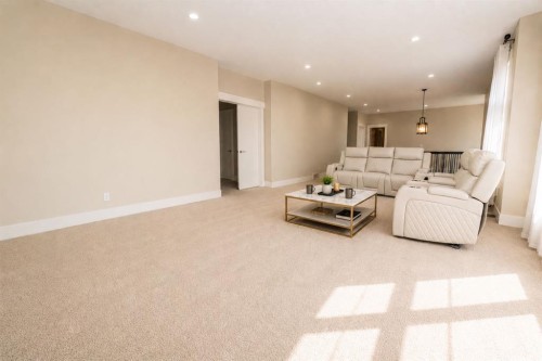 772 East Lakeview Road, Chestermere, AB - Indoor