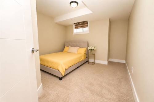 772 East Lakeview Road, Chestermere, AB - Indoor Photo Showing Bedroom