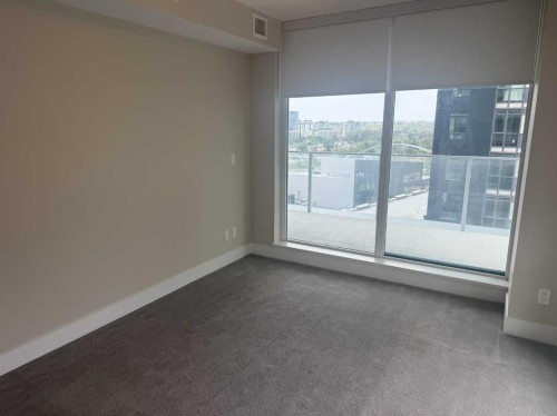 805-519 Riverfront Avenue Se, Calgary, AB - Indoor Photo Showing Other Room