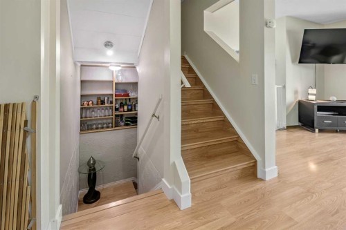 37 Erin Woods Place Se, Calgary, AB - Indoor Photo Showing Other Room