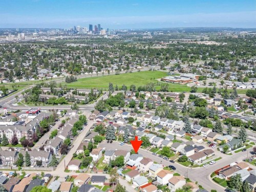 37 Erin Woods Place Se, Calgary, AB - Outdoor With View