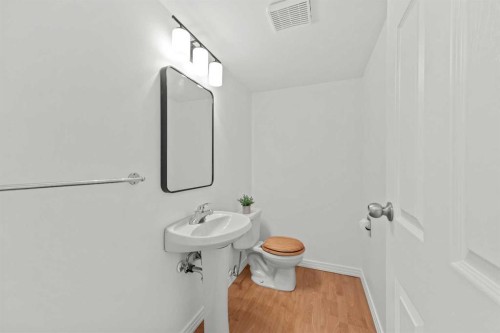 605-6223 31 Avenue Nw, Calgary, AB - Indoor Photo Showing Bathroom
