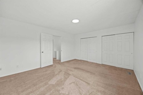 605-6223 31 Avenue Nw, Calgary, AB - Indoor Photo Showing Other Room