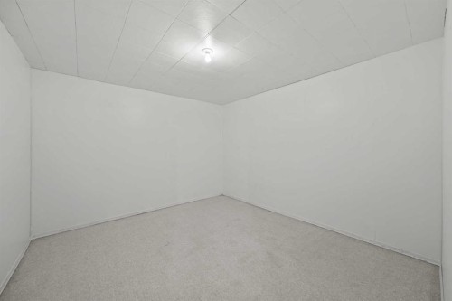 605-6223 31 Avenue Nw, Calgary, AB - Indoor Photo Showing Other Room
