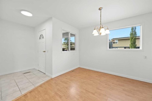 605-6223 31 Avenue Nw, Calgary, AB - Indoor Photo Showing Other Room