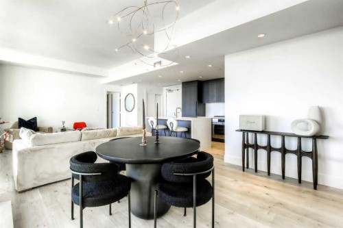 807-46 9 Street Ne, Calgary, AB - Indoor