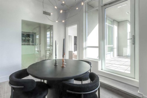 807-46 9 Street Ne, Calgary, AB - Indoor