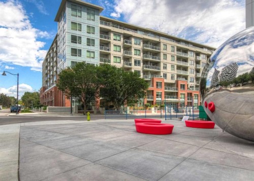 807-46 9 Street Ne, Calgary, AB - Outdoor With Balcony With Facade
