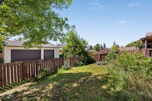 28 Templegreen Bay Ne, Calgary, AB - Outdoor
