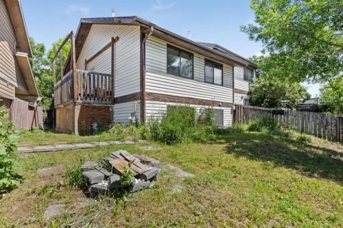 28 Templegreen Bay Ne, Calgary, AB - Outdoor