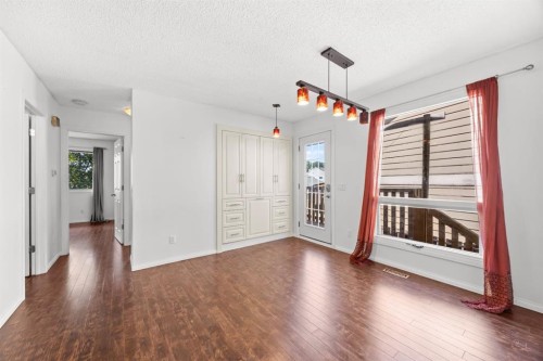 28 Templegreen Bay Ne, Calgary, AB - Indoor Photo Showing Other Room