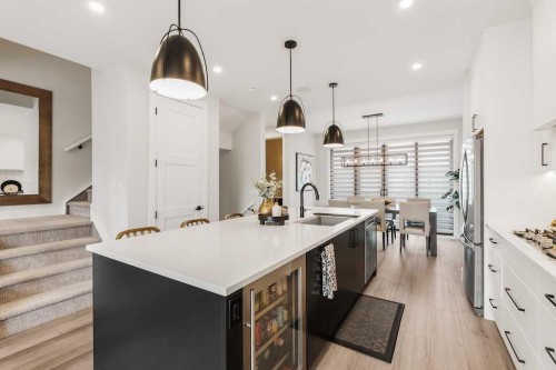 138 Discovery Drive Sw, Calgary, AB - Indoor Photo Showing Kitchen With Upgraded Kitchen